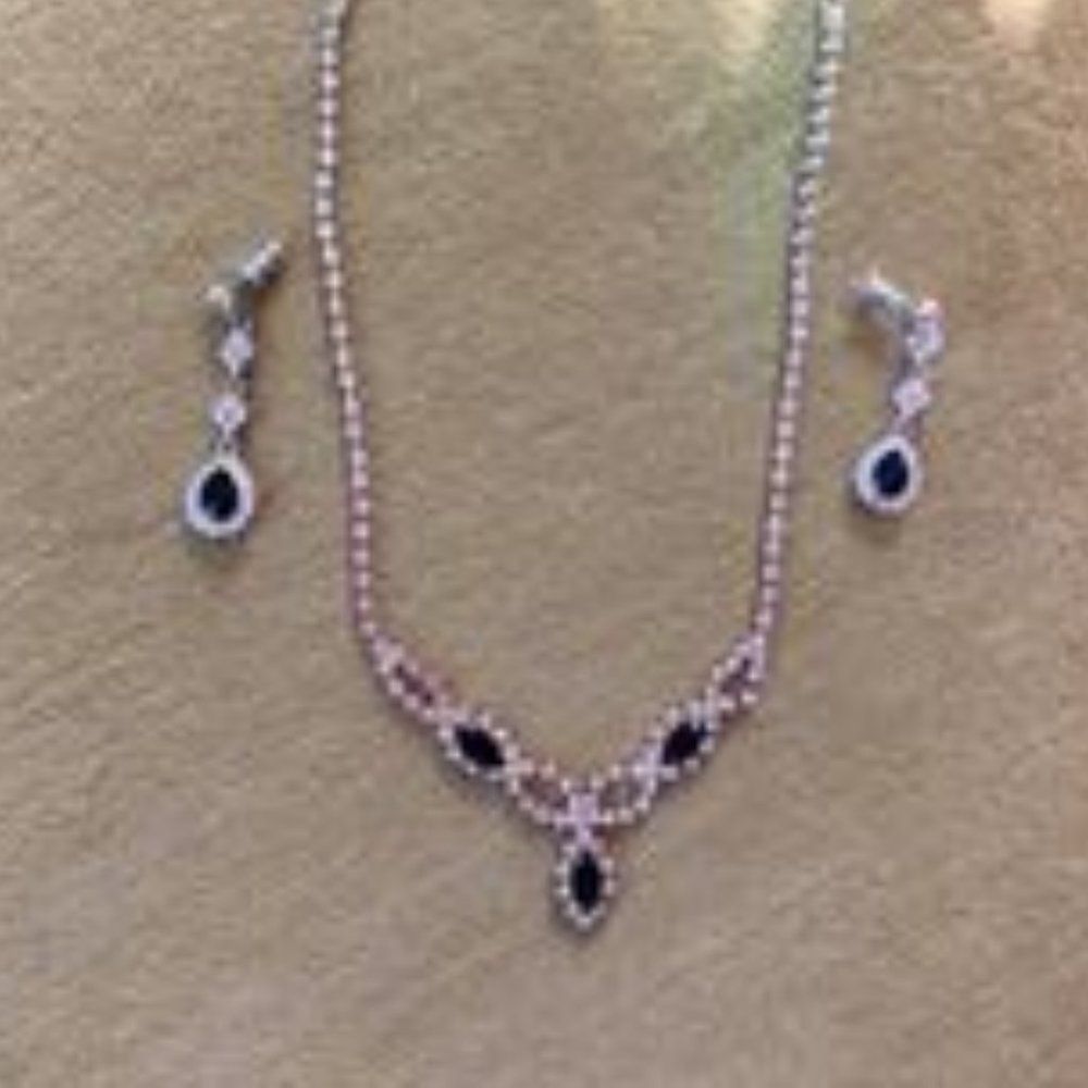 Faux Onyx and Rhinestone Necklace & Earring Set